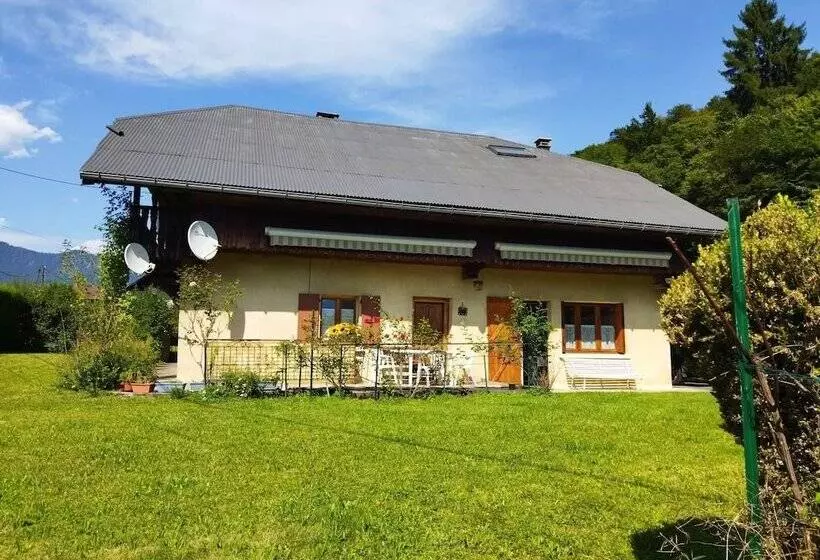 ペンション Nomad Alp B&b