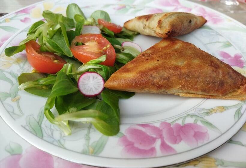 Пансион Nomad Alp B&b