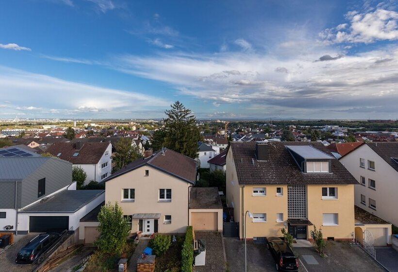 Пансион The Beverly Hills Of Frankfurt