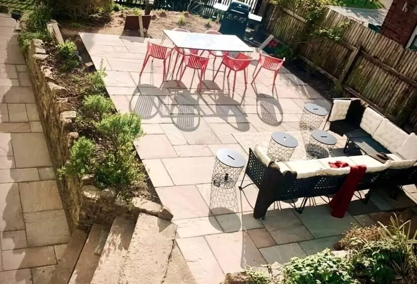 レジデンス Beautiful 4 Bed House In Monmouth