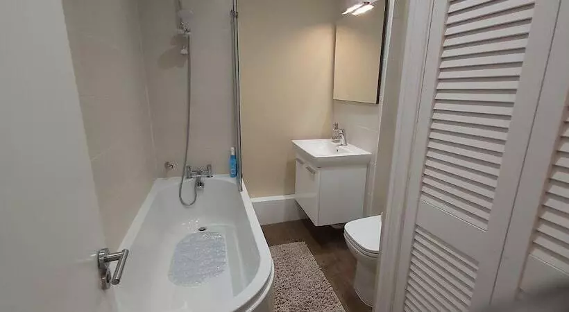 Residenssi Stylish Townhouse In Bury St Edmunds Centre