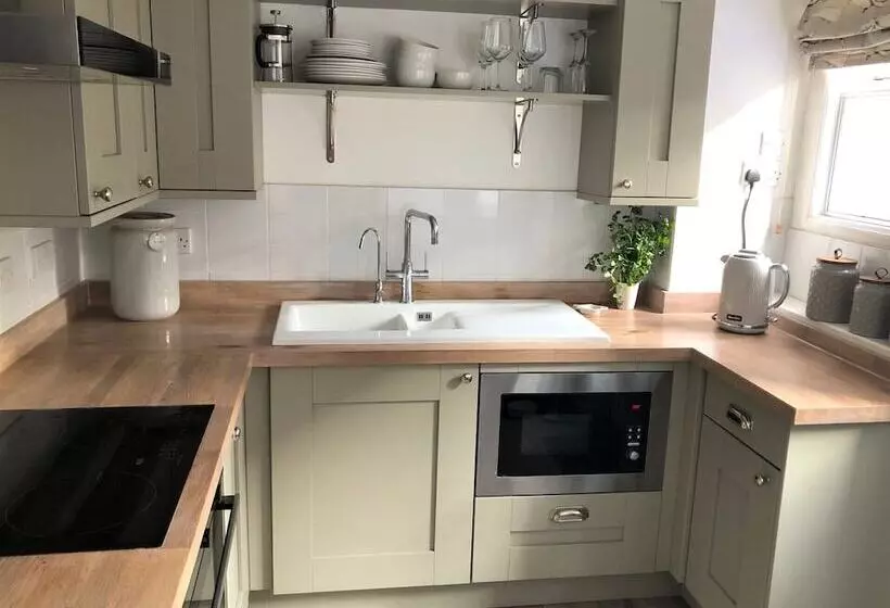 Residenssi Stylish Townhouse In Bury St Edmunds Centre