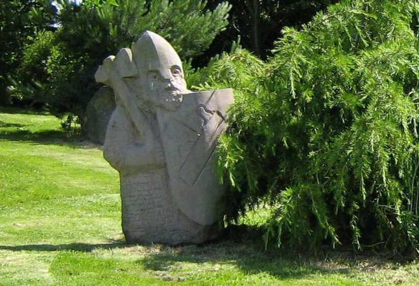 اقامتگاه The Manor At Plane Castle