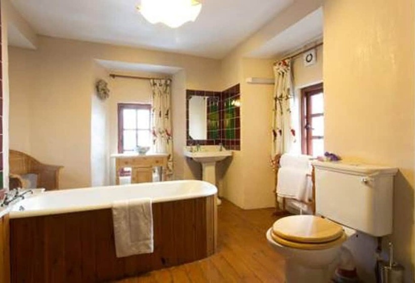 اقامتگاه The Manor At Plane Castle