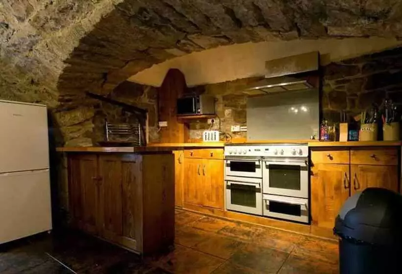 Residenssi The Manor At Plane Castle