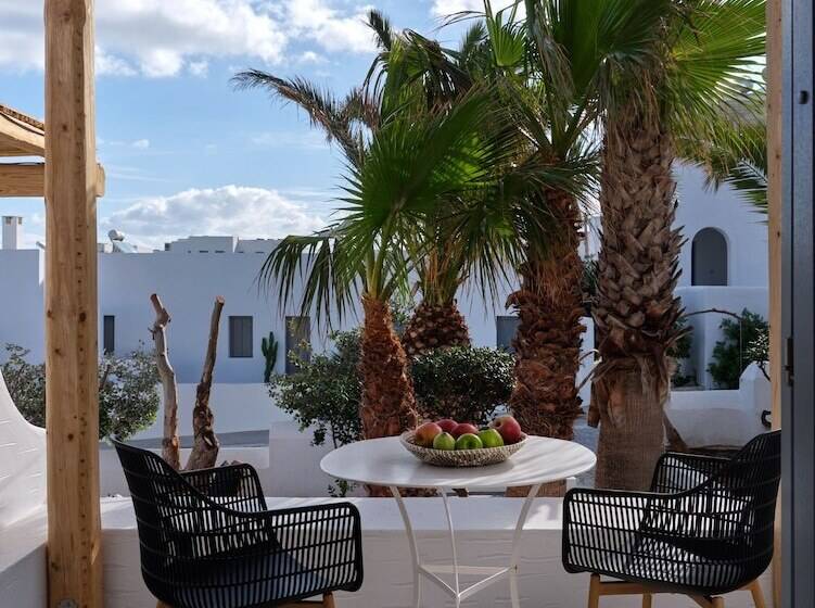 Ariti Seaside Residence