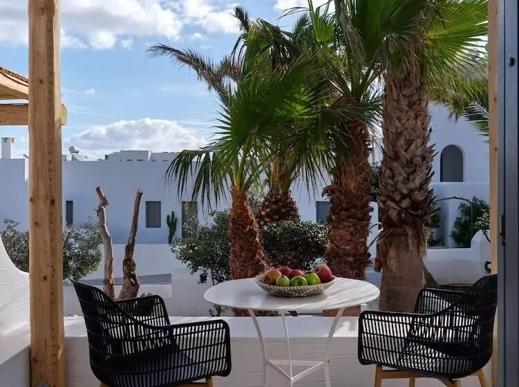 Ariti Seaside Residence