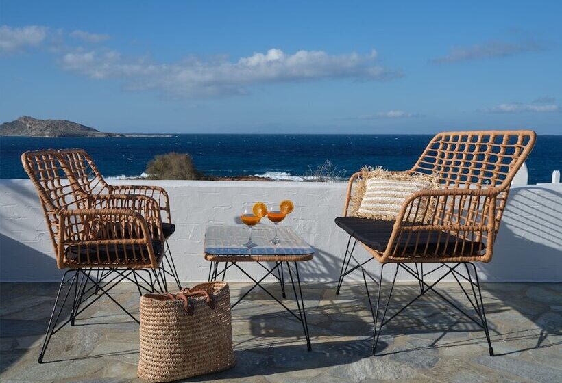 Ariti Seaside Residence