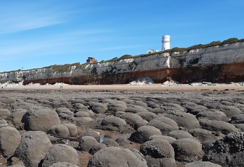 Beautiful 6 Bed Dog Friendly Cottage In Heacham