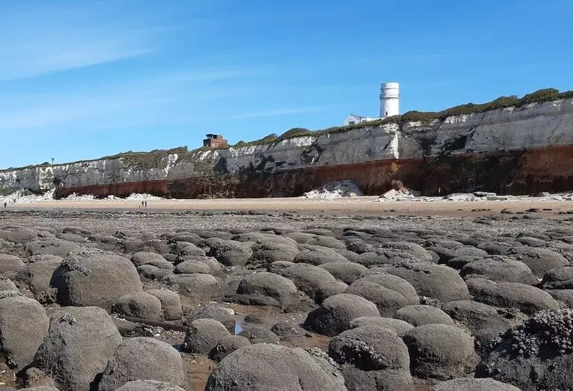 Beautiful 6 Bed Dog Friendly Cottage In Heacham