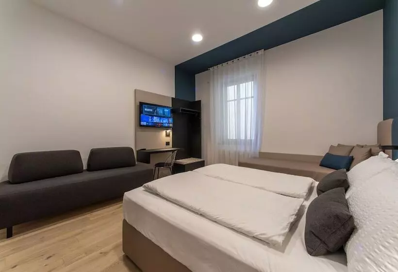 تختخواب و صبحانه House Of Bruno   Only Self Check In