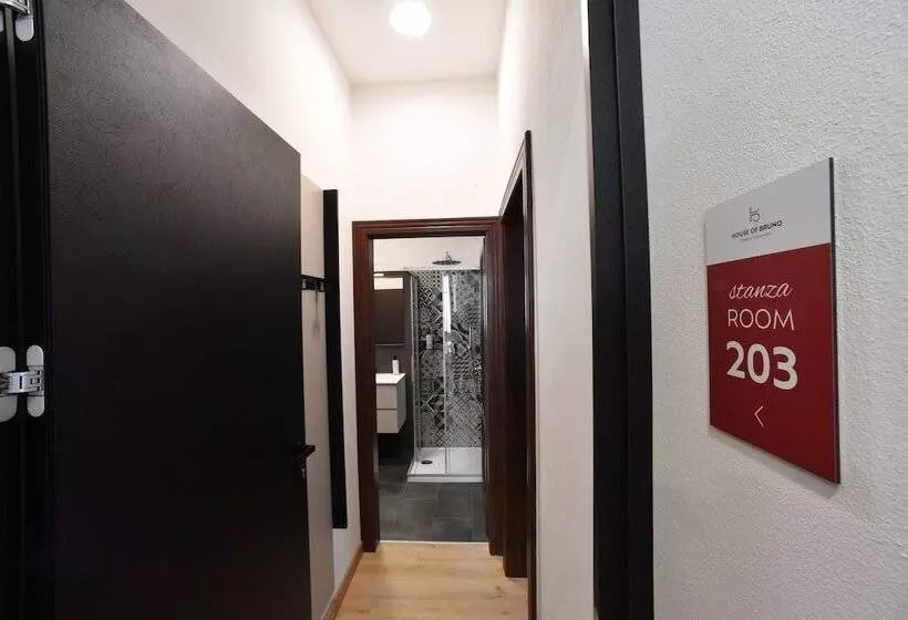 تختخواب و صبحانه House Of Bruno   Only Self Check In