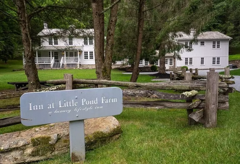 ベッドアンドブレックファースト The Inn At Little Pond Farm