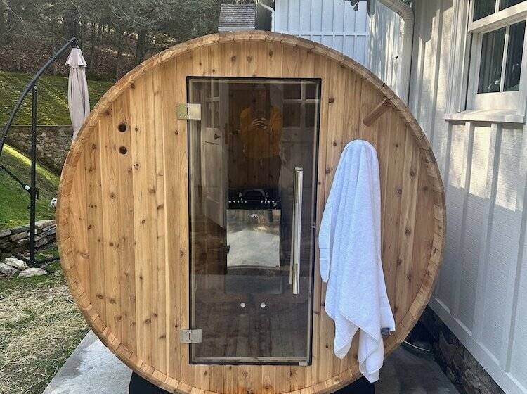 ベッドアンドブレックファースト The Inn At Little Pond Farm