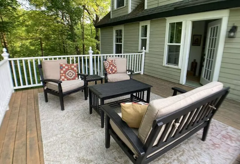 Aamiaismajoitus (B&B) Vintage Inn At Veritas Estate