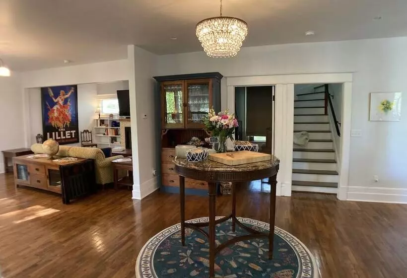 Aamiaismajoitus (B&B) Vintage Inn At Veritas Estate