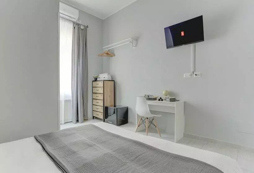 تختخواب و صبحانه Voyager House