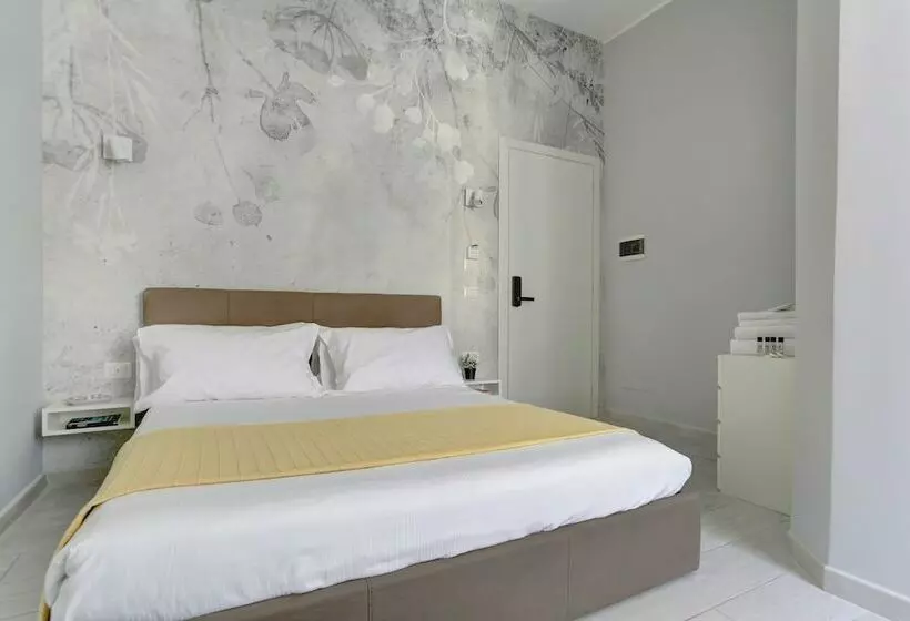 تختخواب و صبحانه Voyager House