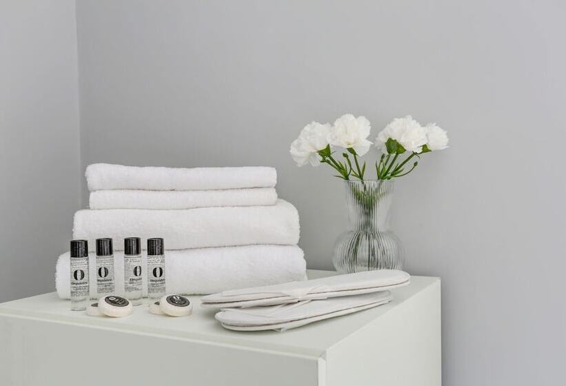 تختخواب و صبحانه Voyager House