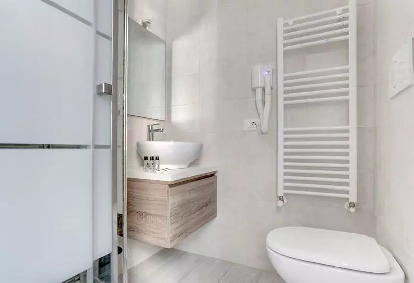 تختخواب و صبحانه Voyager House