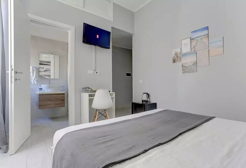 تختخواب و صبحانه Voyager House