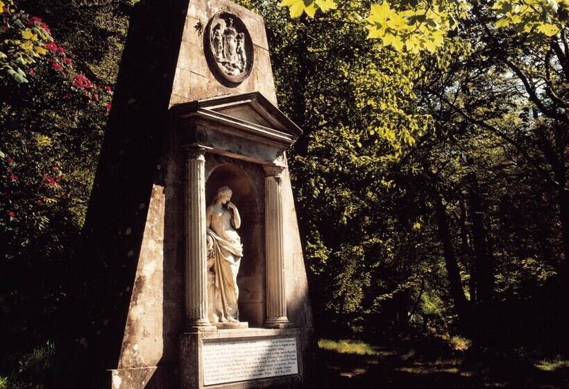 Charming Yurt In Kelburn Estate Near Largs
