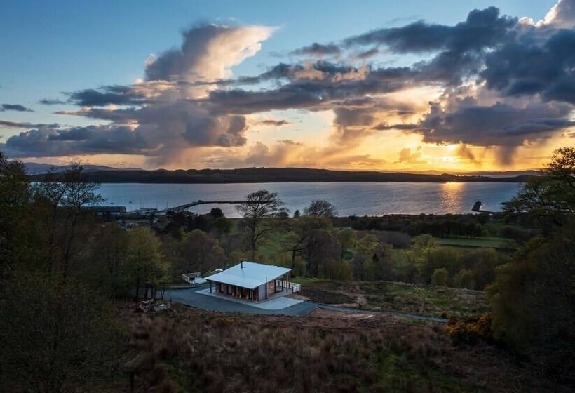 Charming Yurt In Kelburn Estate Near Largs