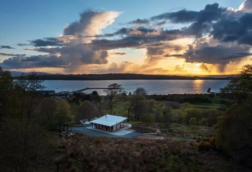 Charming Yurt In Kelburn Estate Near Largs
