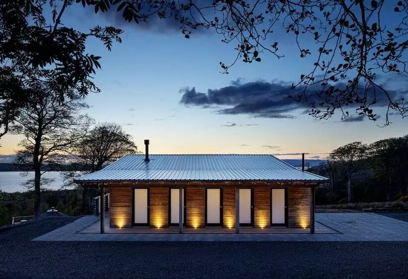 Charming Yurt In Kelburn Estate Near Largs