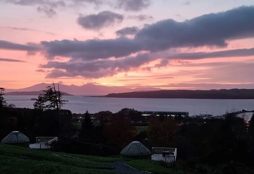 Charming Yurt In Kelburn Estate Near Largs