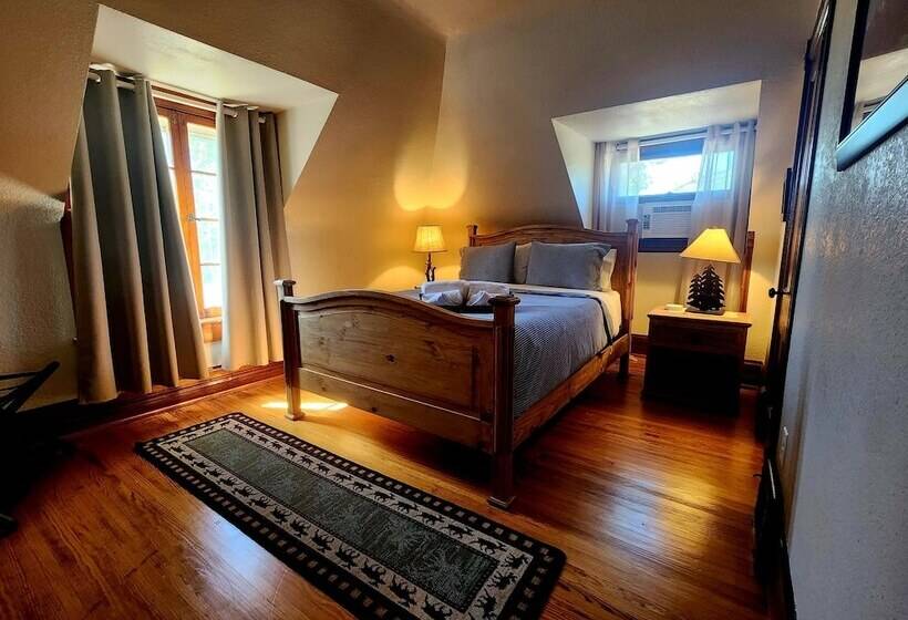 Downen House Bed & Breakfast