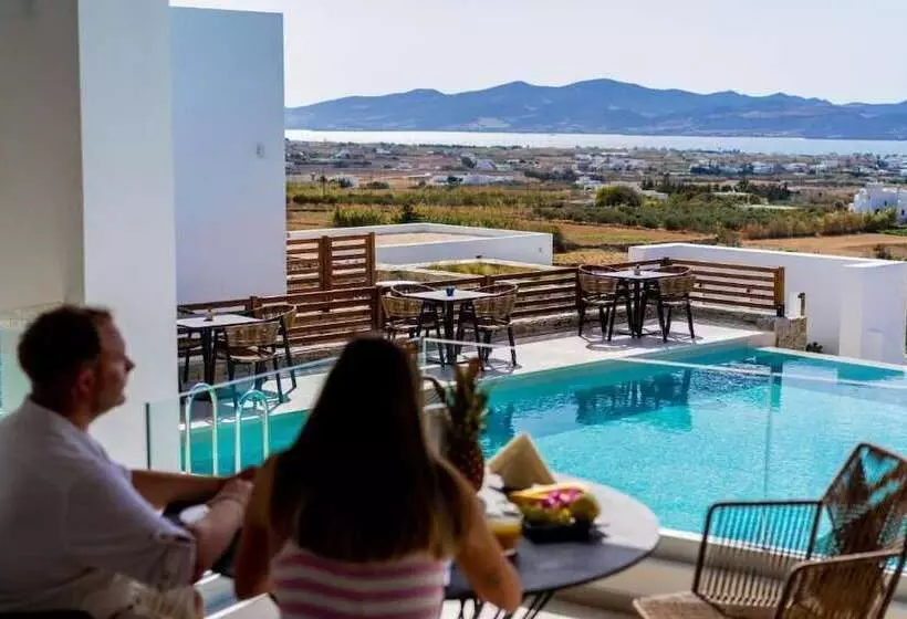 ホテル Kouros Blanc Resort & Suites