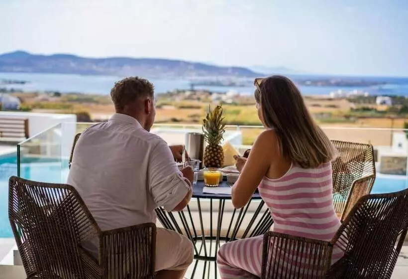 ホテル Kouros Blanc Resort & Suites