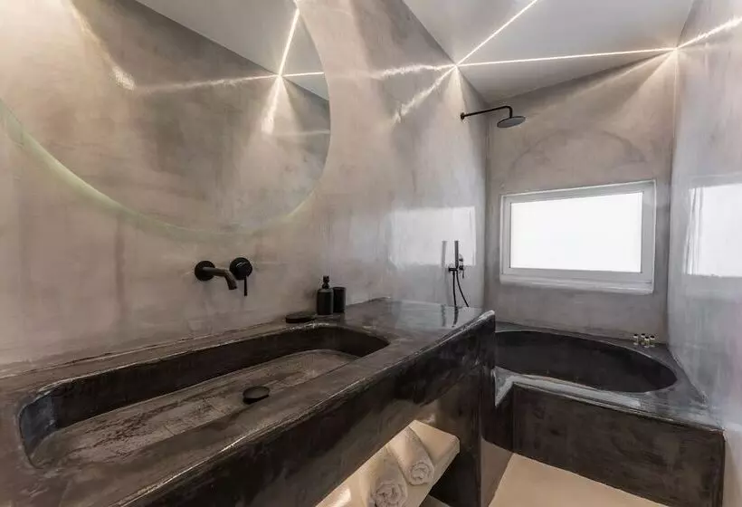 ホテル Leon Luxury Suites