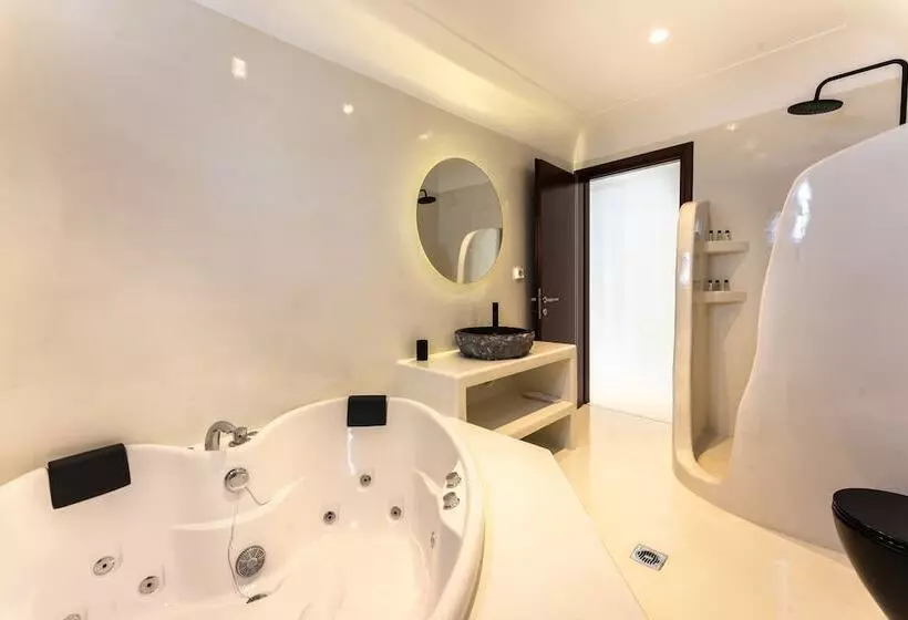 ホテル Leon Luxury Suites