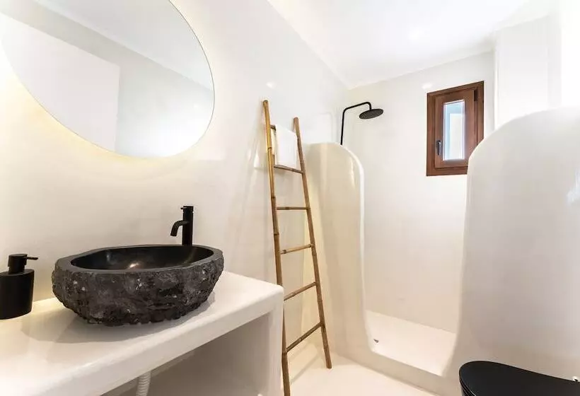 ホテル Leon Luxury Suites