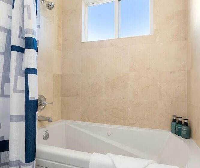 膳宿费 Pacifica Homes