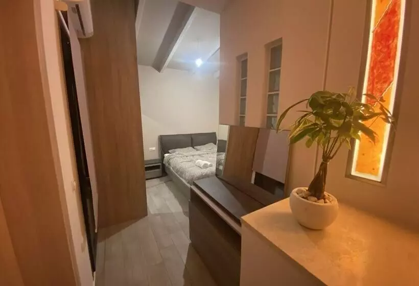 اقامتگاه Modern Villa In Heraklion City Center, Crete