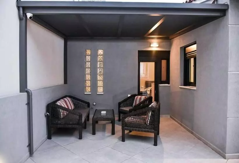 اقامتگاه Modern Villa In Heraklion City Center, Crete