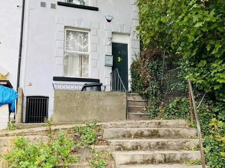 レジデンス Stunning 2 Bed House In Chatham