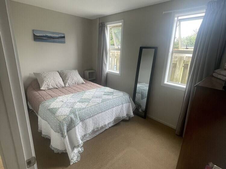 Springfield Motel And Lodge