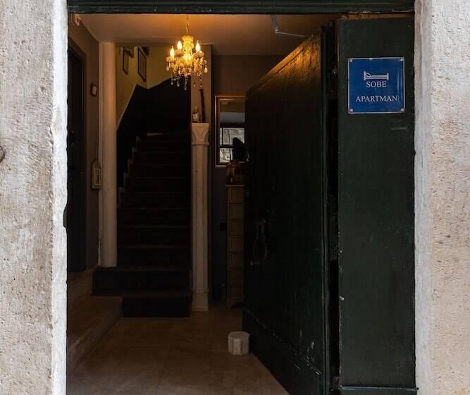 تختخواب و صبحانه Dubrovnik Old Town Apartments