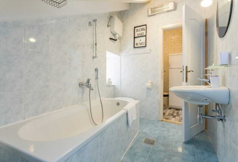 تختخواب و صبحانه Dubrovnik Old Town Apartments