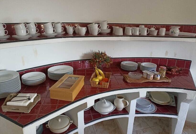 تختخواب و صبحانه Todo Cambia