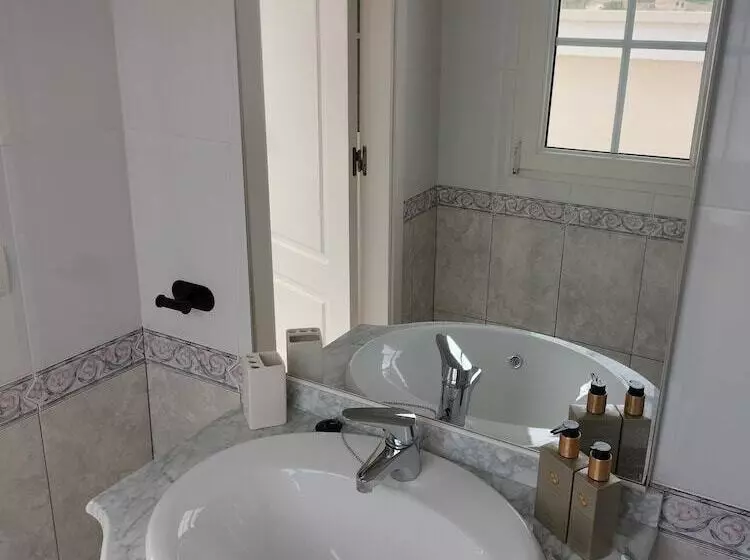 Aamiaismajoitus (B&B) Todo Cambia
