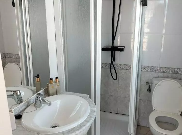 Aamiaismajoitus (B&B) Todo Cambia
