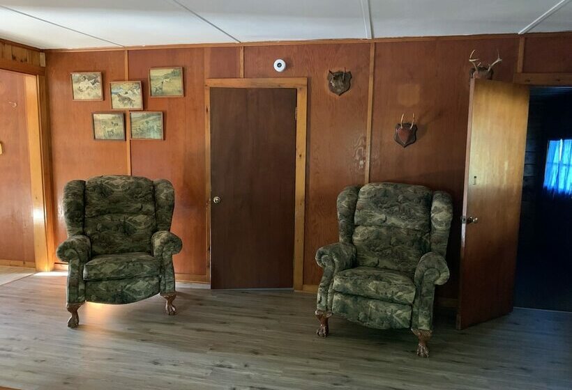 Gresham Shores   Smiling Moose #6