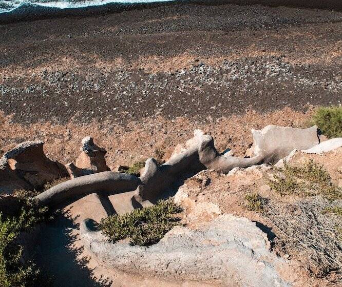 Hotel Almyra Oia Suites