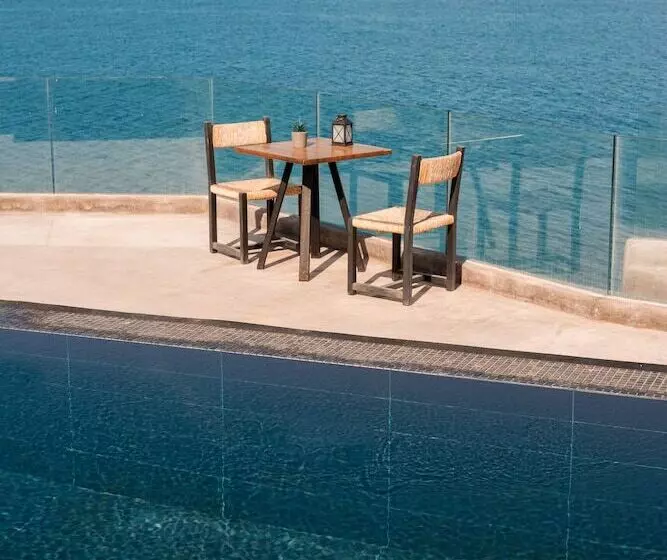 Hotelli Almyra Oia Suites