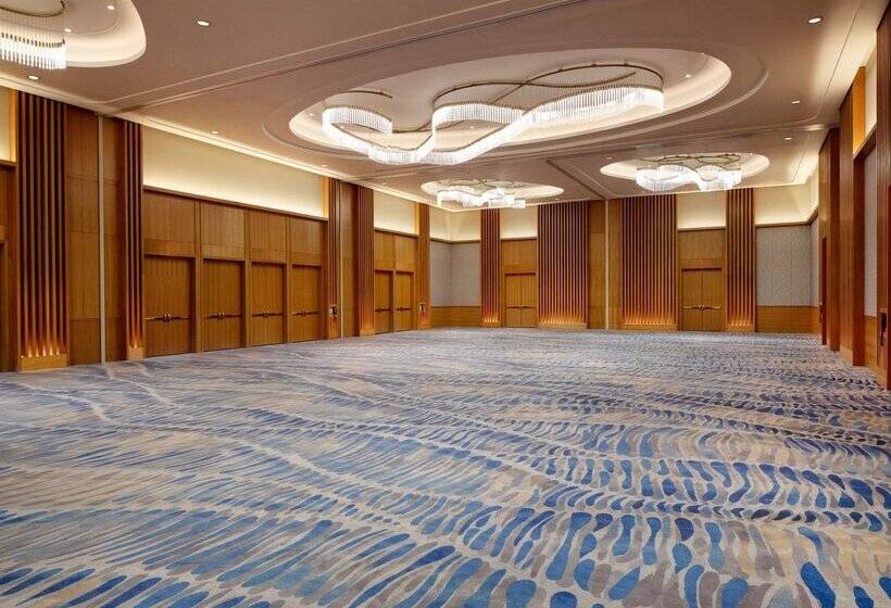 هتل Conrad Orlando